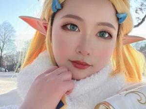 这个泡泡就是逊啦婚纱精选：这些模特儿和婚纱之间的这个泡泡就是逊啦亲密接触