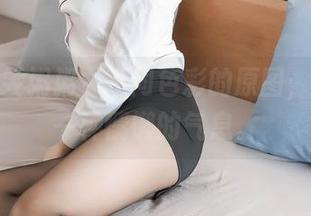 毛衣与雯粥粥，不同色彩的原图，散发出一种慵懒的气息。