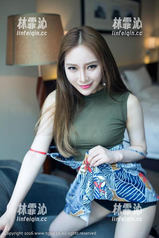 青豆客 - 欧阳妮娜娜的女仆写真，别说你不想下载这些美图！