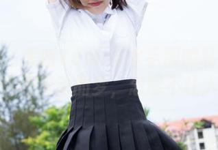 魅妍社 – 美昕Yumi与水手服的私拍时光，图片像是流动的梦，怎能不让人着迷？
