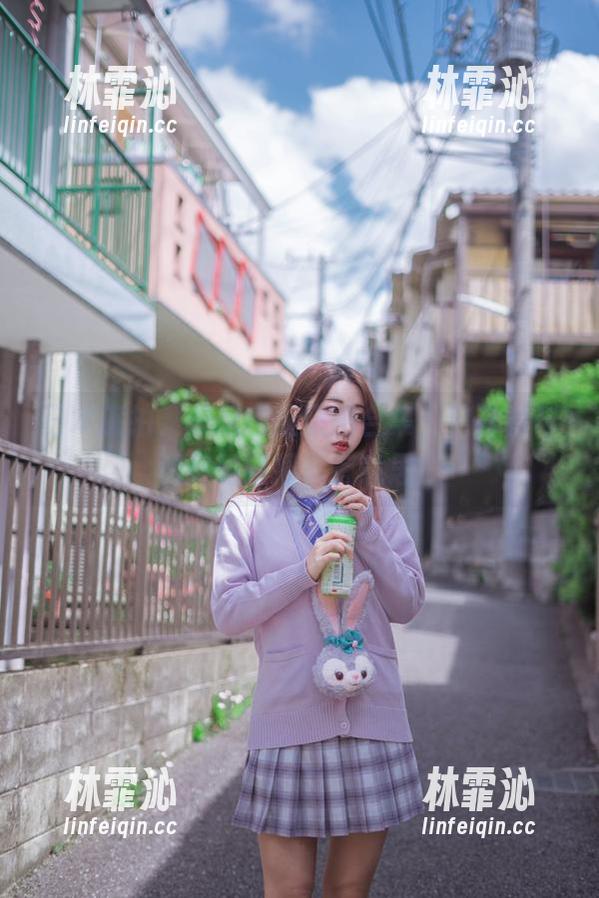日本旅拍，黑川和服原图合集，这身材与和服的碰撞真有意思！