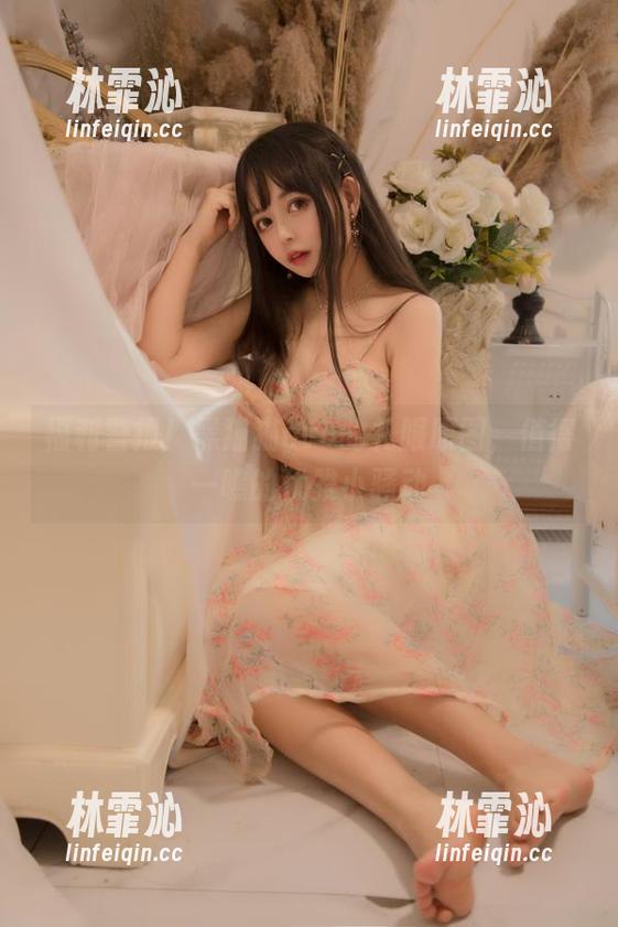 福利警报！黑猫猫ovo的礼服原图，值得一瞧的优雅小骚动